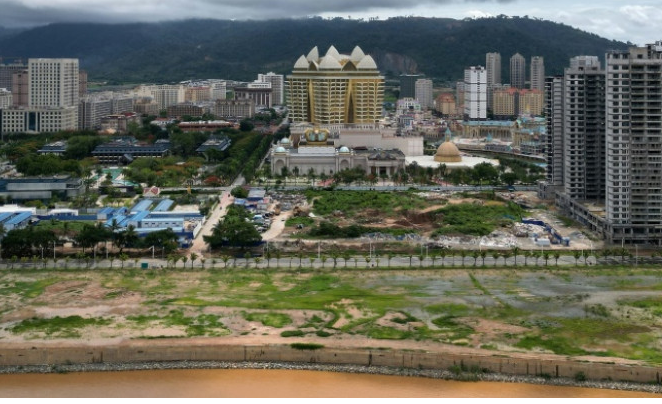 Mengenal Las Vegas di Laos: Kota Tepi Sungai yang Dibanjiri Kejahatan